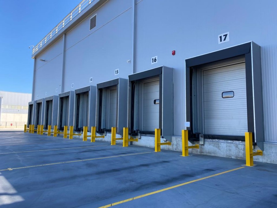Nave industrial exterior
